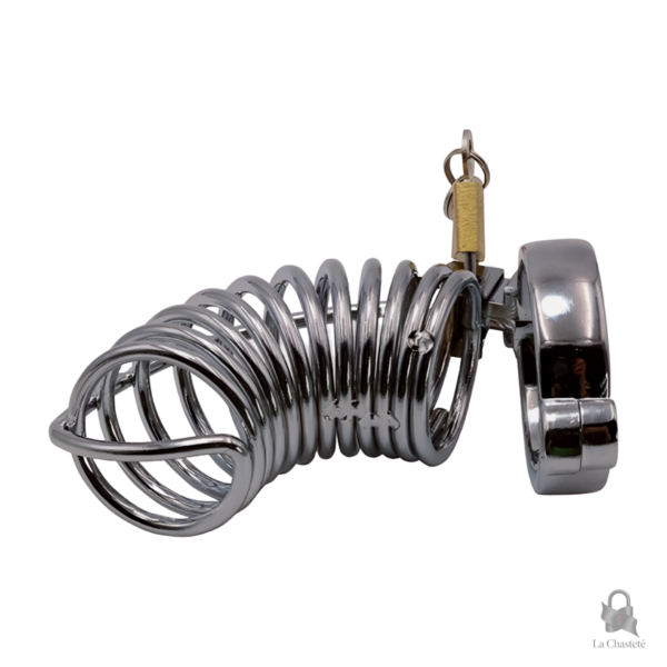 Accessoire de chasteté en métal, design compact et efficace
