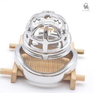 Cage de chasteté compacte pour un port discret