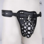 Cuir de qualité pour une ceinture de chasteté