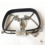 Protection et contrôle avec cette ceinture de chasteté sur mesure